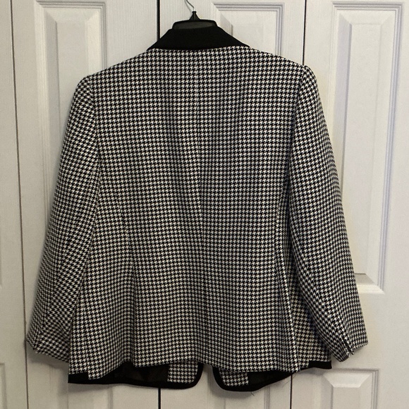 Women’s Kasper Houndstooth Jacket - Picture 4 of 5